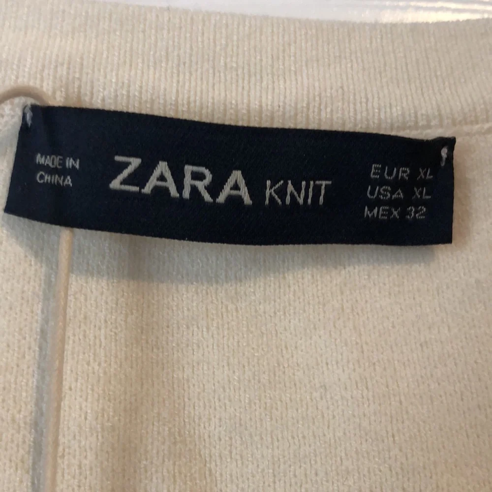 Zara Pearl embellished short sleeve lightweight sweater XL - Picture 3 of 7